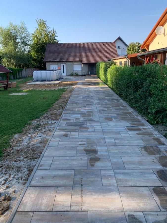 Balatonmariafuerdo Nyaralo Villa Eksteriør billede